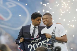 Mbappe & PSG đàm phán quan trọng: “Đại gia” tung chiêu độc mong siêu sao đổi ý