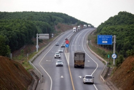 Quyết định chính thức phân luồng giao thông trên cao tốc Cam Lộ - La Sơn