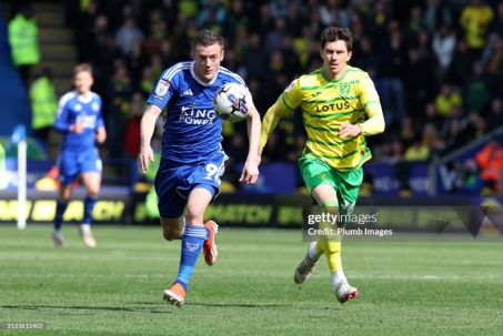 Video bóng đá Leicester - Norwich: Ngược dòng ngoạn mục, Vardy chốt hạ (Hạng Nhất Anh)