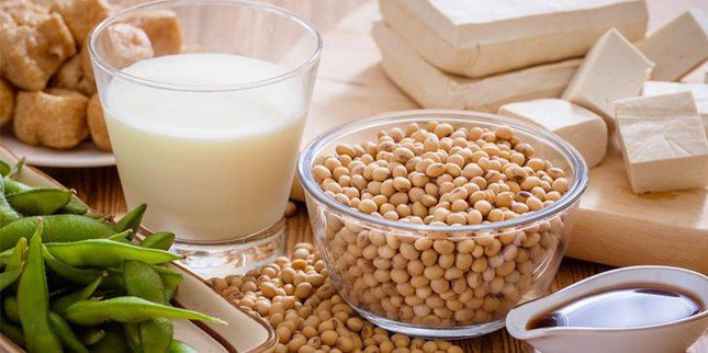 Sữa đậu nành được coi là ‘thần dược tăng vòng một' nhưng uống nhiều lại gây tác dụng phụ không ngờ tới - 2