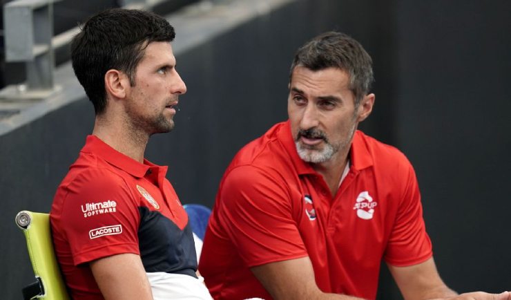 Zimonjic (bên phải) đang có mặt tại Pháp để trợ giúp Djokovic (trái) tập luyện trước thềm Monte Carlo 2024