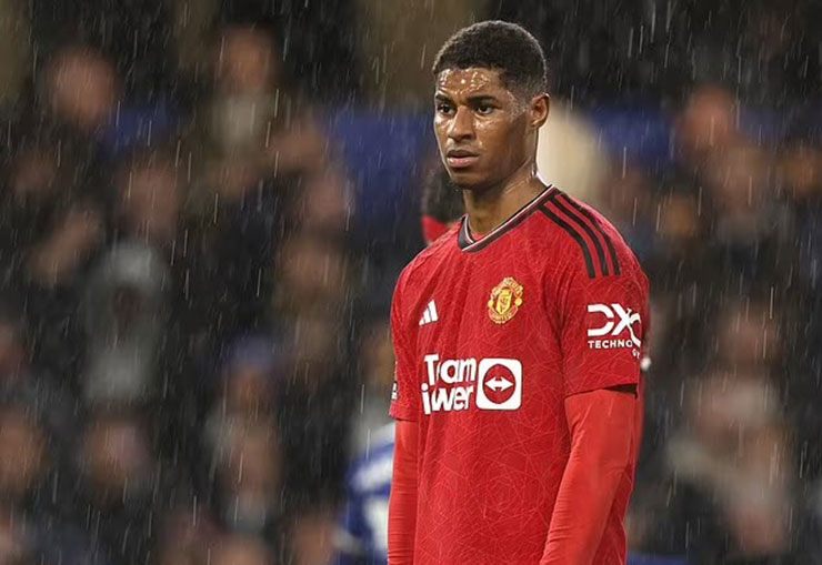 Rashford dù đá dự bị trước Chelsea vẫn bị chê thi đấu hời hợt