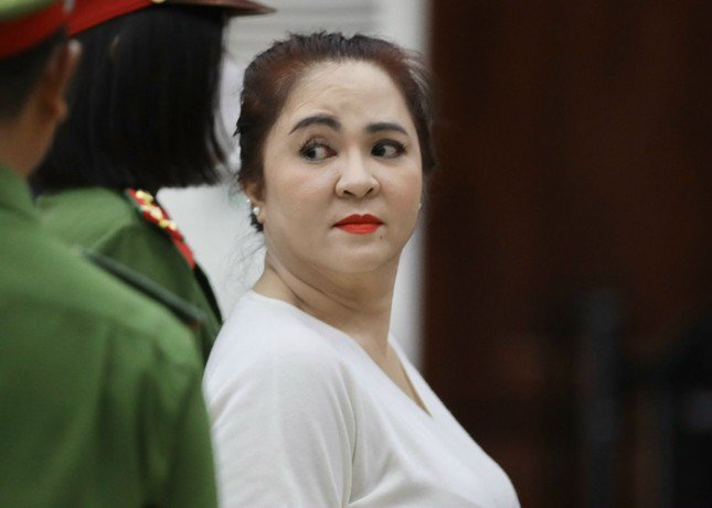 Bà Nguyễn Phương Hằng vừa được tòa tuyên giảm 3 tháng tù. Ảnh: Duy Anh.