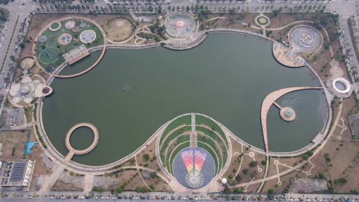 Công viên Thiên văn học - Khu đô thị Dương Nội đã được tạm bàn giao cho quận Hà Đông để mở cửa hồi trước Tết Nguyên đán 2024 phục vụ nhân dân. Công tác nghiệm thu và bàn giao chính thức chưa được thực hiện