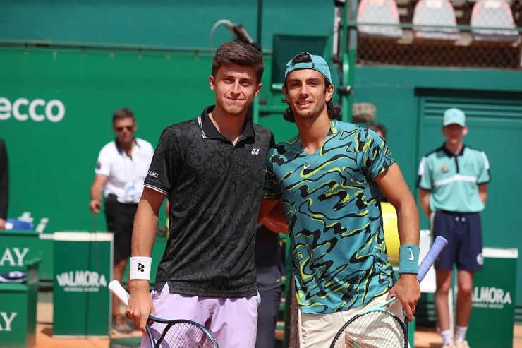 Luca Nardi tham dự vòng loại cuối cùng, trong khi Mussetti chạm trán Taylor Fritz ở vòng 1 Monte Carlo