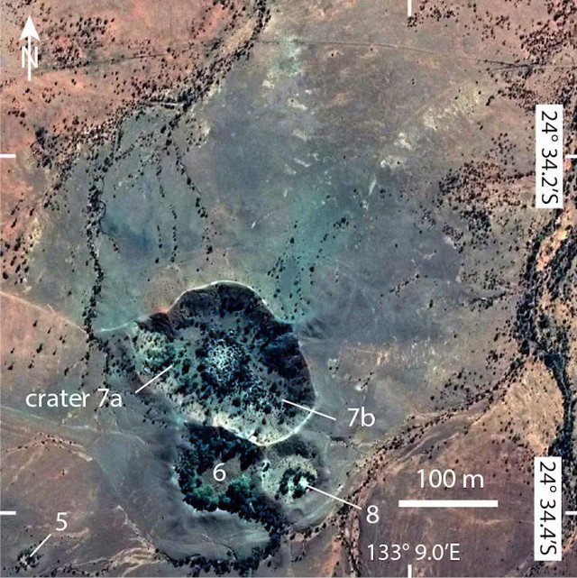 Henbury Crater được tạo thành bởi nhiều miệng hố sơ cấp và thứ cấp lớn nhỏ khác nhau - Ảnh: Geochimica et Cosmochimica Acta