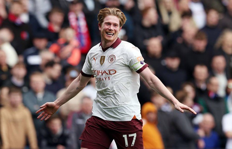 De Bruyne bùng nổ trở lại