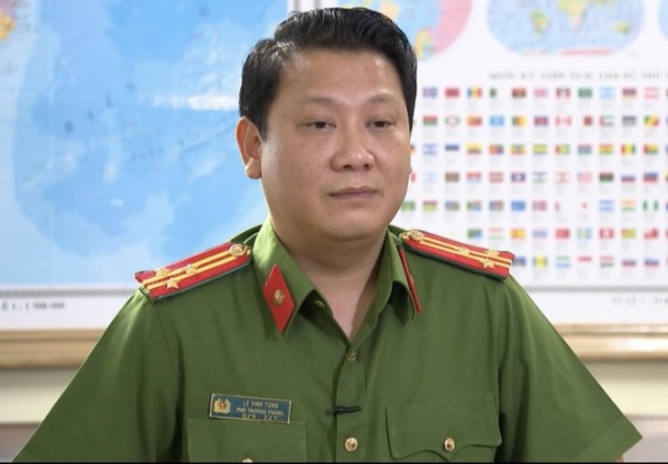 Thượng tá Lê Vinh Tùng thông tin về vụ án.