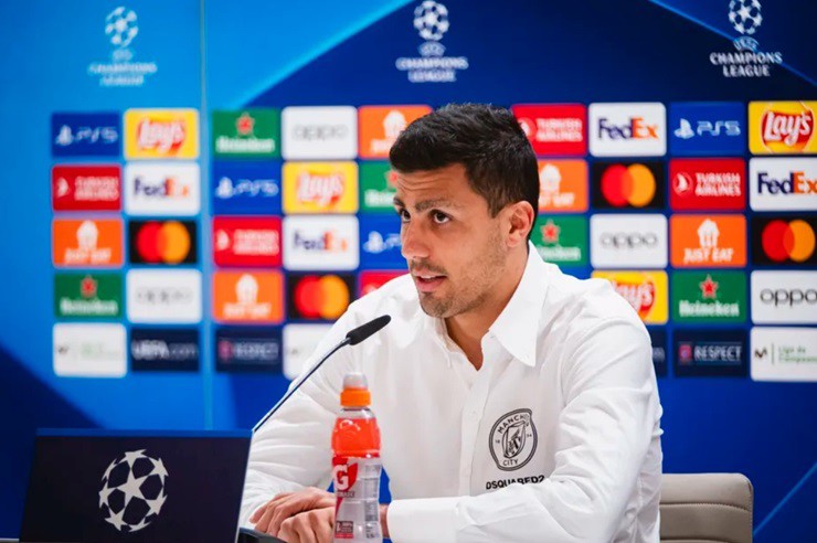 Rodri xác định Toni Kroos là người điều phối lối chơi của Real Madrid