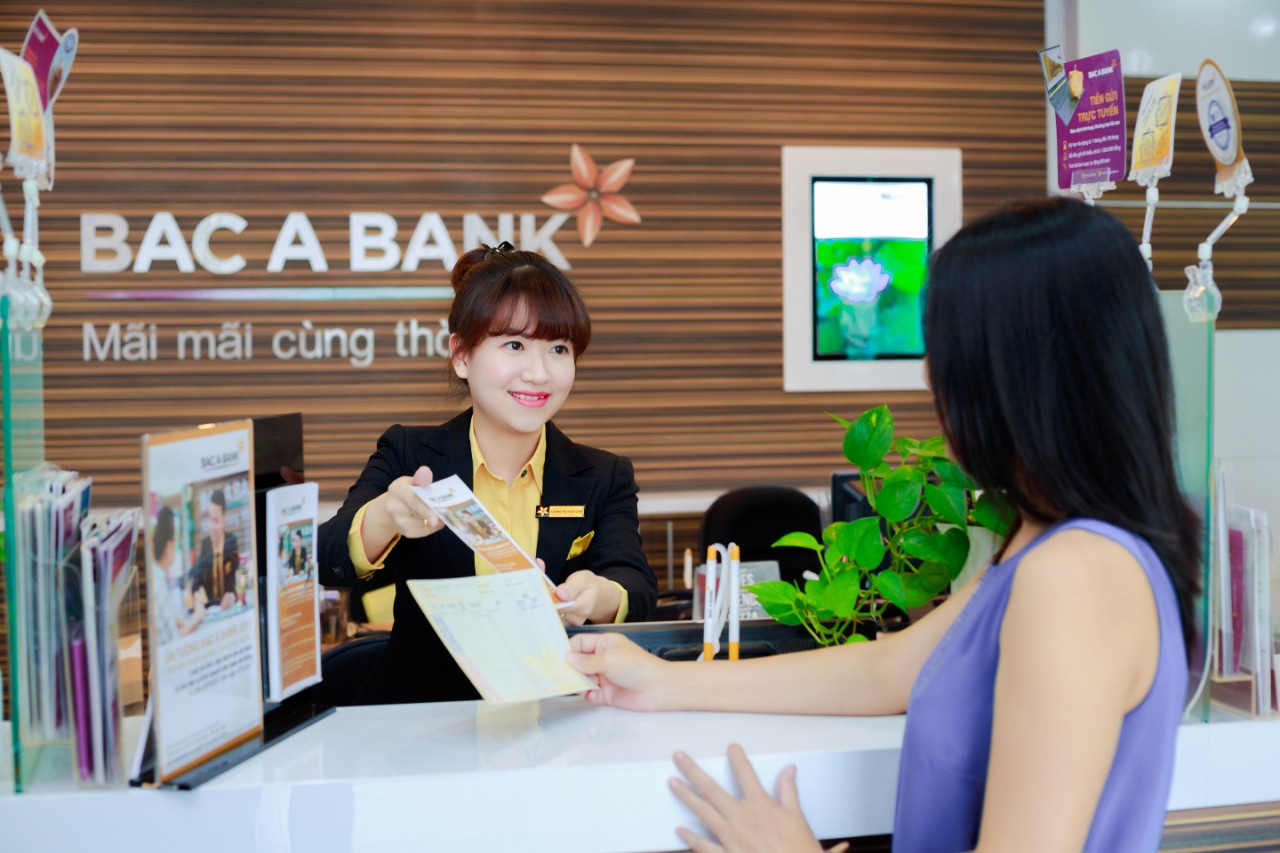 BAC A BANK được xếp hạng Tín nhiệm mức điểm “A-“ với Triển vọng xếp hạng “Ổn định” - 2