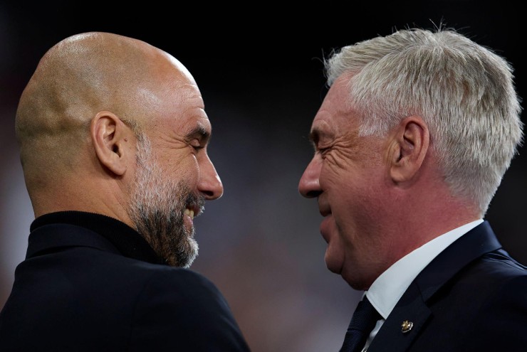 Pep Guardiola và Carlo Ancelotti&nbsp;cười tươi sau trận đấu tại Bernabeu