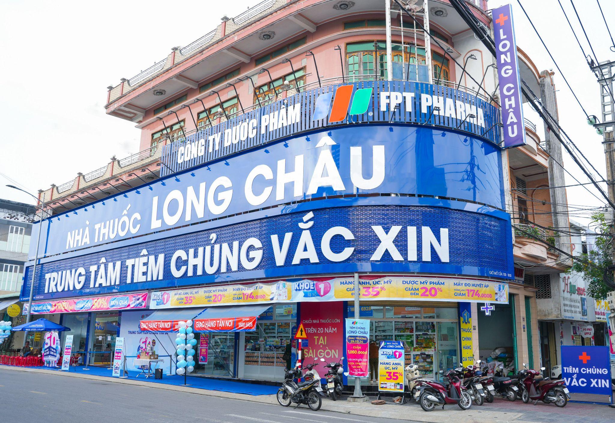 FPT Long Châu “dồn toàn lực” phát triển tiêm chủng.