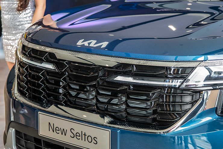 Chi tiết phiên bản Luxury trên dòng xe Kia Seltos mới