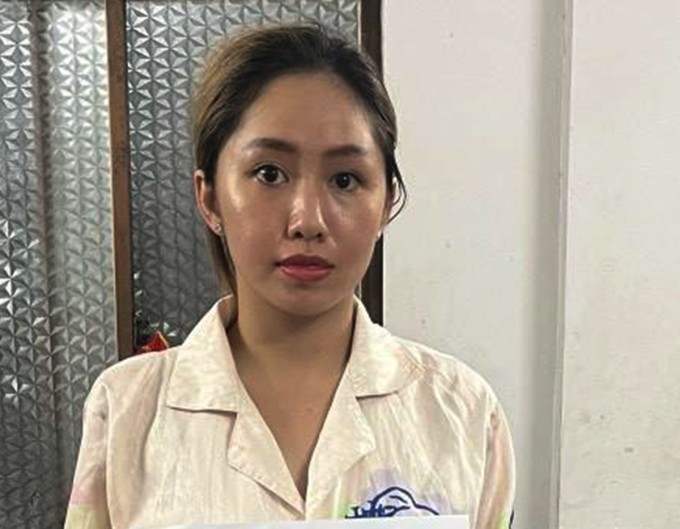 Nguyễn Thị Thùy Trang tại cơ quan điều tra. Ảnh: Công an cung cấp