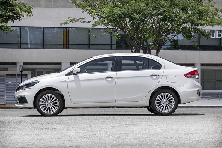 Giá xe Suzuki Ciaz tháng 4/2024, sedan cỡ B đạt tiêu chuẩn khí thải Euro 5 - 6