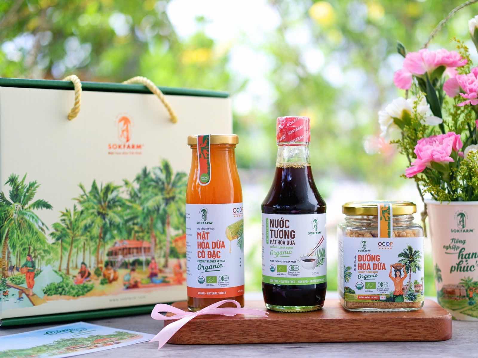 Mật hoa dừa, đường hoa dừa và nước tương mật hoa dừa là những sản phẩm “đinh” của thương hiệu này và sẽ lên sóng livestream “Shopee - Tinh Hoa Việt Du Ký” tập đầu tiên.