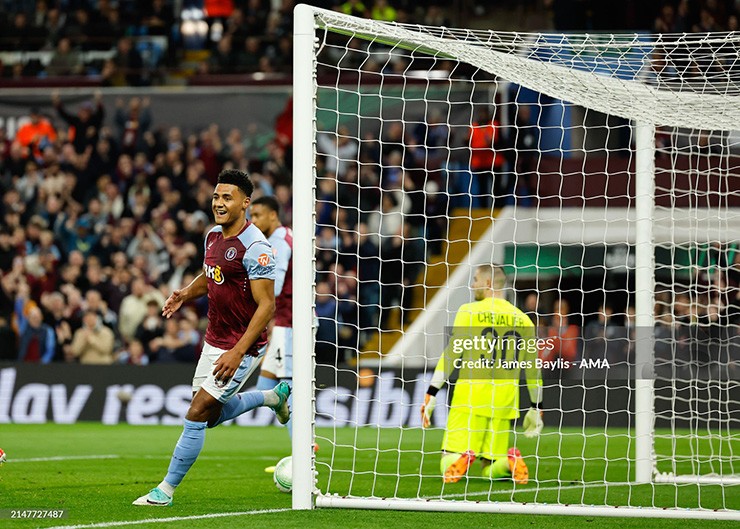 Tứ kết Conference League: Aston Villa tự gây khó, Fenerbahce rượt đuổi hấp  dẫn