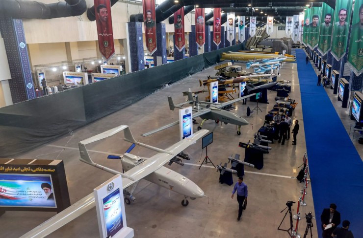 UAV Iran được trưng bày trong triển lãm quốc phòng vào năm ngoái. Ảnh: AFP