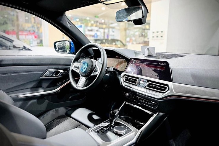 BMW giảm giá sâu cho xe 330i M Sport VIN 2022, giá bán từ 1,4 tỷ đồng - 7
