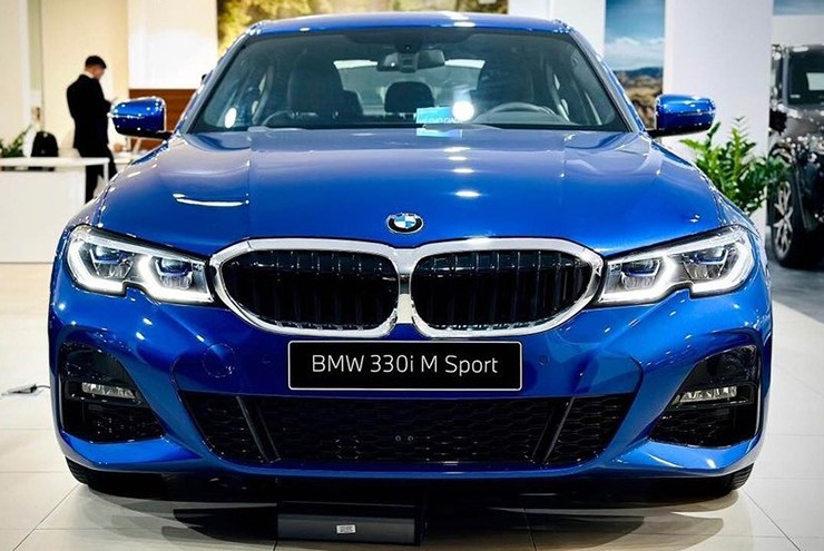 BMW giảm giá sâu cho xe 330i M Sport VIN 2022, giá bán từ 1,4 tỷ đồng - 4