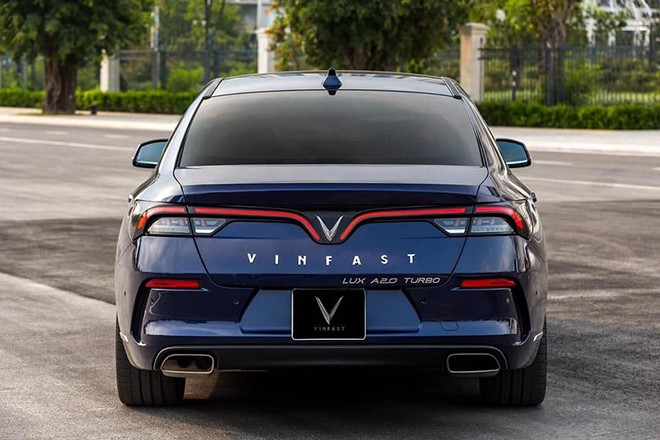 Giá xe VinFast Lux A2.0 lăn bánh kèm ưu đãi tháng 4/2024 - 7
