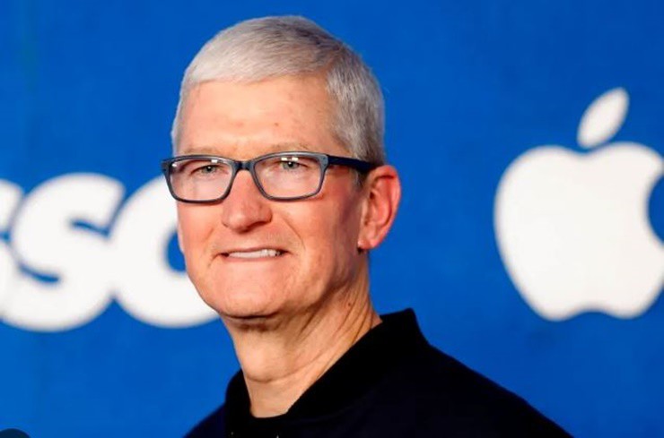 Tim Cook - CEO của Apple đến Việt Nam hôm nay. Khi đến Việt Nam, ông đã chia sẻ: “Không có nơi nào như Việt Nam, một đất nước sôi động và xinh đẹp”.
