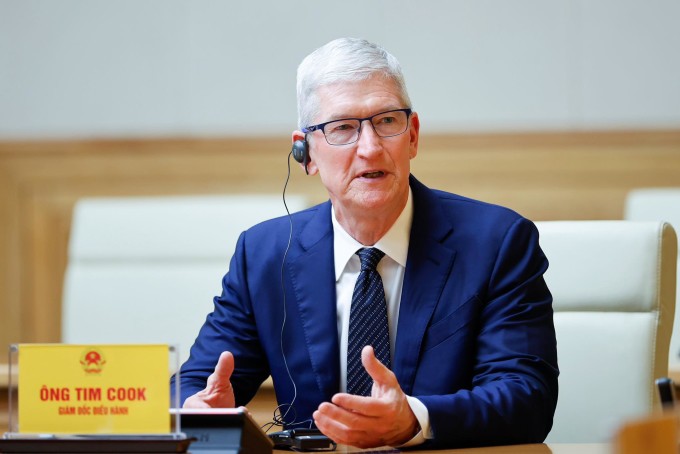 Tim Cook phát biểu tại cuộc gặp Thủ tướng Phạm Minh Chính. Ảnh: Nhật Bắc