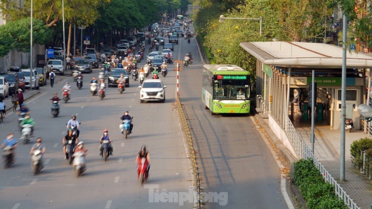 Tuyến buýt nhanh BRT hoạt động ra sao trước khi được Hà Nội đề xuất thay bằng đường sắt đô thị? - 2