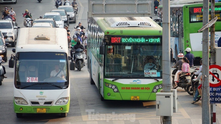 Tuyến BRT Kim Mã - Yên Nghĩa được nhiều người đánh giá không hiệu quả.