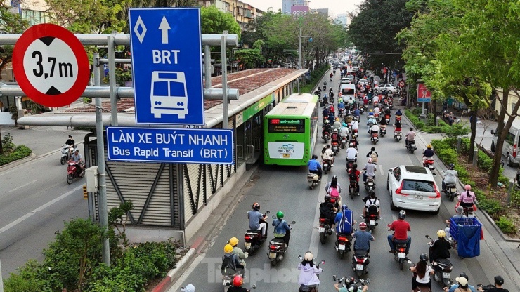 Tuy nhiên, sau nhiều năm vận hành, tuyến buýt nhanh chưa đáp ứng được kỳ vọng.