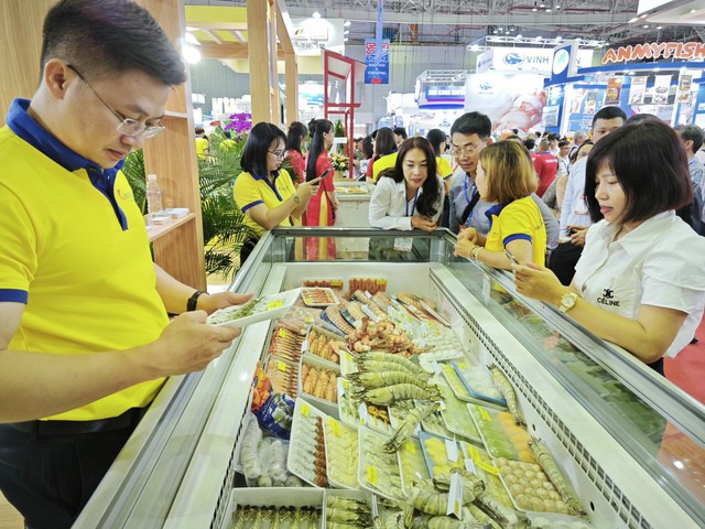 Gian hàng của Minh Phú tại hội chợ Vietfish