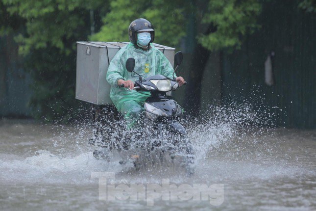 Miền Bắc sắp đón mưa dông.