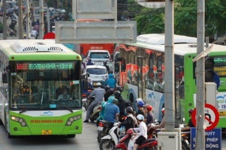 Tuyến buýt nhanh BRT hoạt động ra sao trước khi được Hà Nội đề xuất thay bằng đường sắt đô thị?
