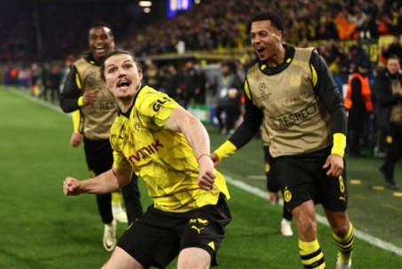 Cựu SAO MU Sabitzer bùng nổ đưa Dortmund vào bán kết Champions League