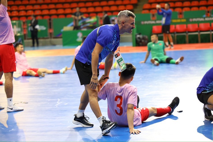 Trực tiếp bóng đá ĐT Việt Nam - Myanmar: Nỗ lực bất thành (Futsal châu Á) (Hết giờ) - 8