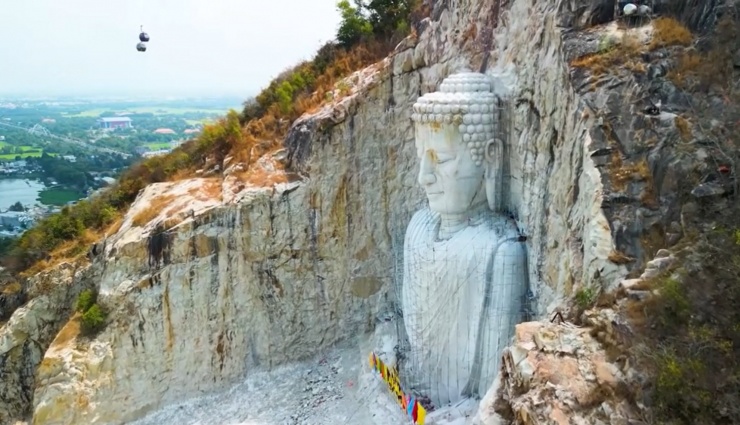 Kinh ngạc tượng Phật khổng lồ trên vách núi ở An Giang - 6