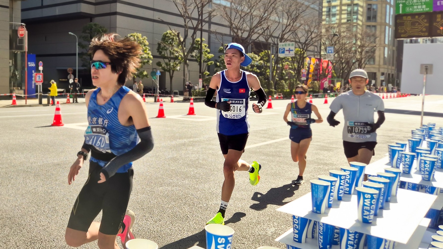 Hứa Thuận Long tại Tokyo Marathon 2024