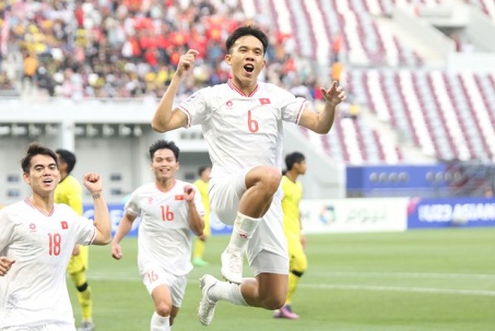 Trực tiếp bóng đá U23 Việt Nam - U23 Malaysia: Văn Chuẩn cứu thua (U23 châu Á) (Hết giờ)