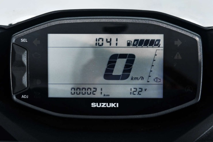 Suzuki tung ra bộ đôi xe ga mới, giá từ nhỉnh 37 triệu đồng - 5