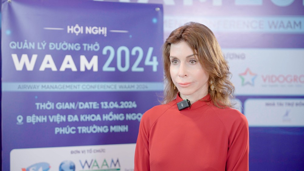 Tiến sĩ Katrin Kandel - CEO Tổ chức từ thiện Facing the World đánh giá cao việc tổ chức WAAM tại Việt Nam