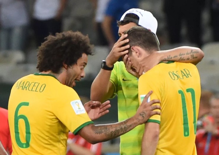 Trận thua sốc của Brazil trước Đức cũng được người Anh hết sức quan tâm. 17% người khảo sát không thể quên trận đấu này
