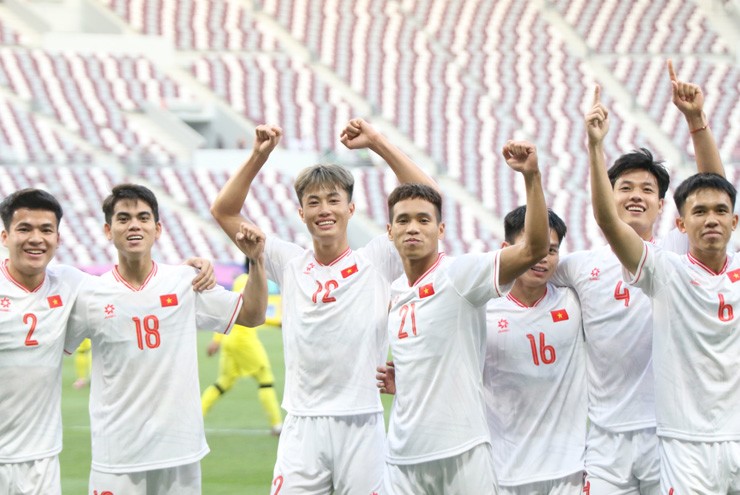 Trực tiếp bóng đá U23 Việt Nam - U23 Uzbekistan: HLV Hoàng Anh Tuấn không lo sợ ở tứ kết (U23 châu Á)