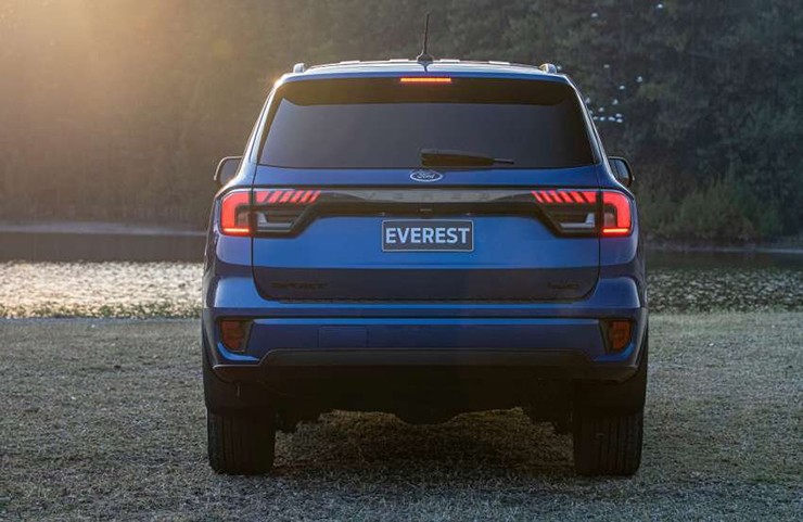Ford Everest car price in April 2024, preferential 5-year warranty and 2-year maintenance - 7