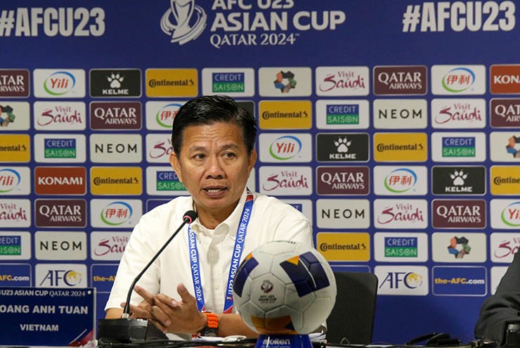 Họp báo U23 Việt Nam - U23 Uzbekistan: HLV Hoàng Anh Tuấn nói về đối thủ ở tứ kết - 2