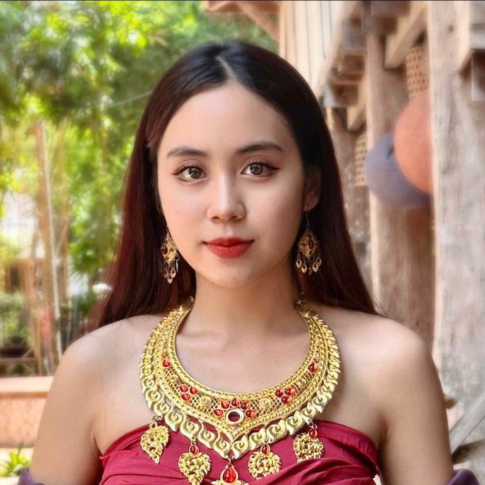 Cô gái người Lào yêu tiếng Việt, được dân mạng gọi là 'vợ' - 1