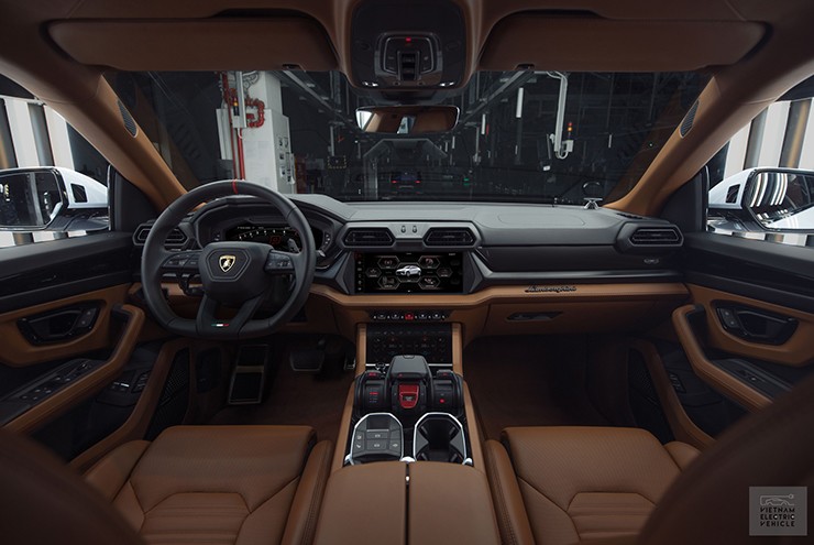 Lamborghini trình làng phiên bản Plug-in Hybrid đầu tiên trên siêu SUV Urus