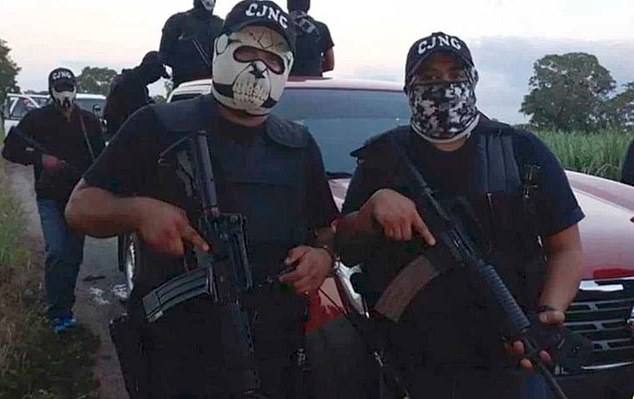Các thành viên băng đảng Jalisco New Generation (CJNG) ở Mexico.