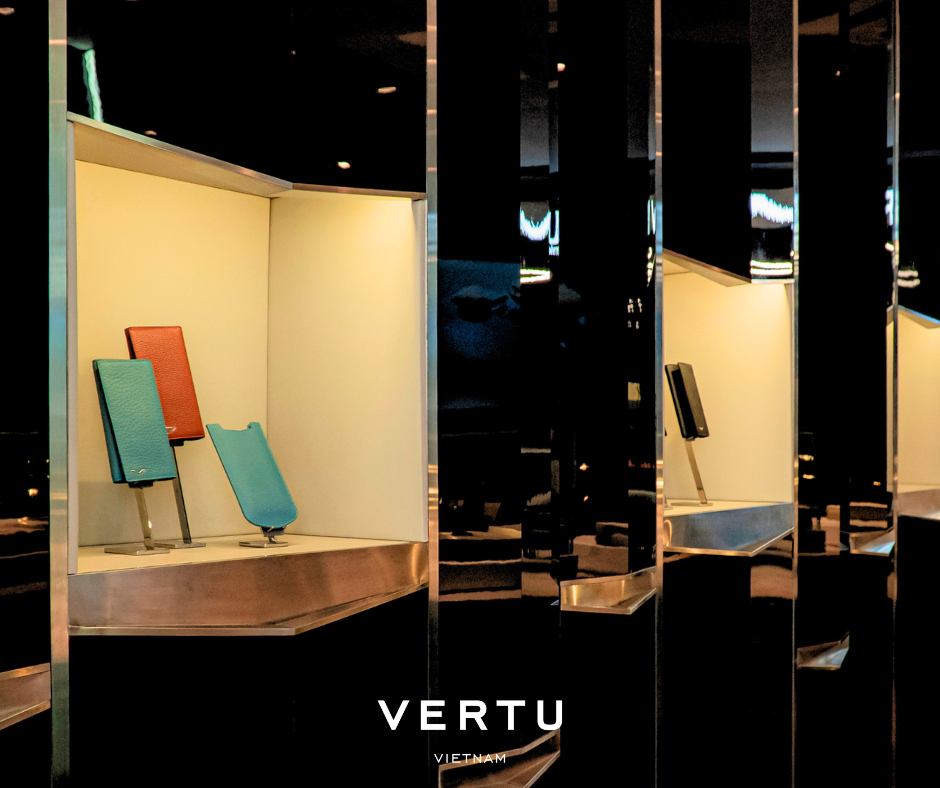 Nội thất bên trong cửa hàng thứ 3 được thiết kế với màu sắc và chất liệu theo tiêu chuẩn và yêu cầu nghiêm ngặt của Vertu.