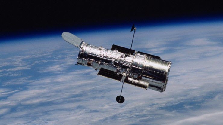 Kính viễn vọng không gian Hubble.