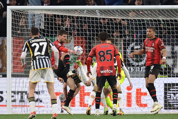 Kết quả bóng đá Juventus - AC Milan: Bắn phá dữ dội, 